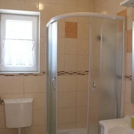 Apartment K&m Tisno