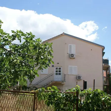 K&m Apartment *